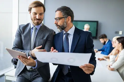 The talent challenge: Facilities Management recruitment trends 2022 2 Facilities management recruitment trends will see more client facing account managers